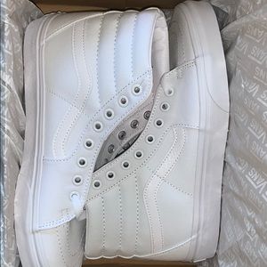 Brand new white Vans SK8-Hi